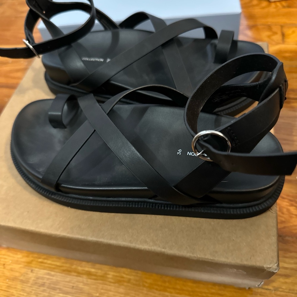 Pull&Bear Black Strappy Sandals